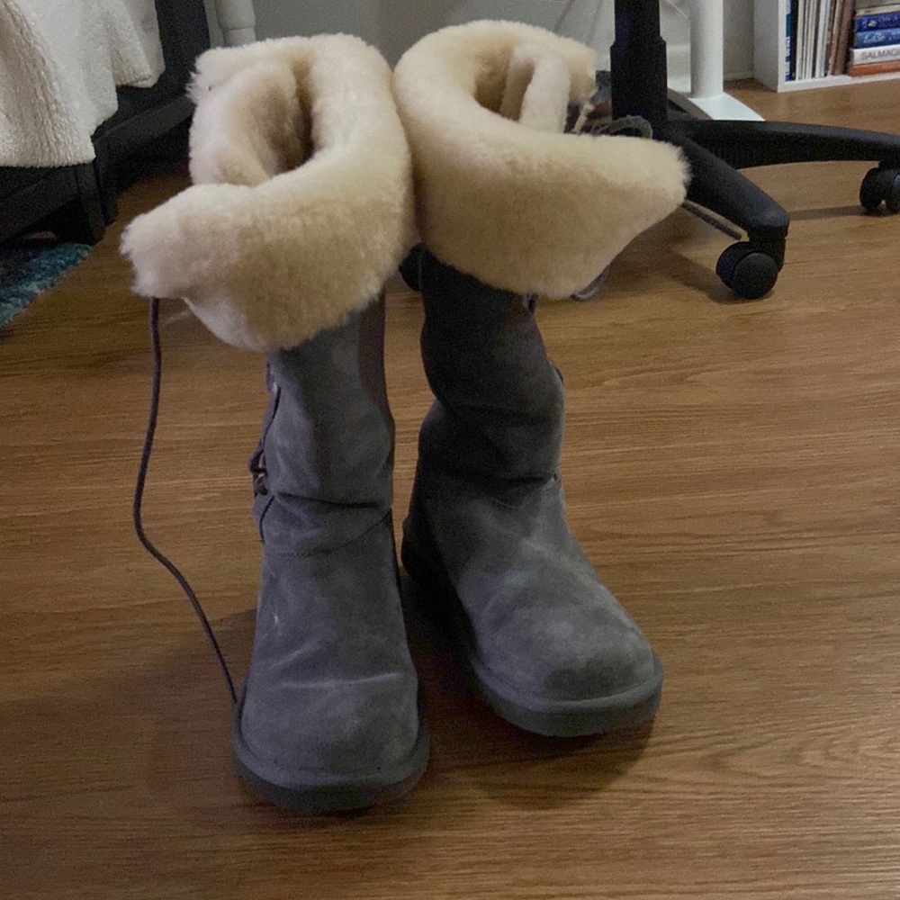 UGG Australia | Upside Lace-Up Grey Suede Boots 6 mid calf.